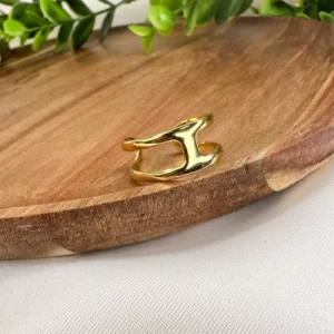 Bague Sara : Élégance et Durabilité en Acier Inoxydable