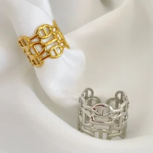 Bague Elégance Lumi : Chic et Raffinement Quotidien